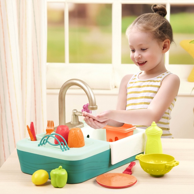 Zlew z działającym kranem i akcesoriami B. Toys - Splash-n-Scrub Sink