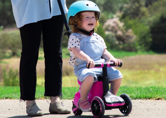 Hulajnoga 4w1 Xtend Ride-on smarTrike - Salmon Pink