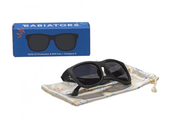 Okulary w ochronnym etui Babiators Navigator