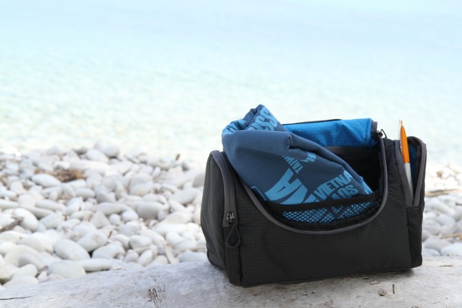 Kosmetyczka wash bag holdall lifeventure szara