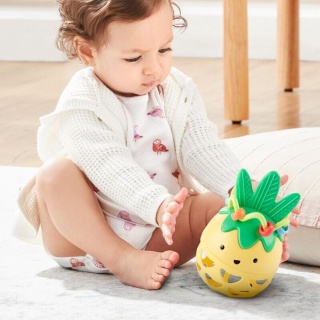 Zabawka z Grzechotką Skip Hop - Ananas Farma