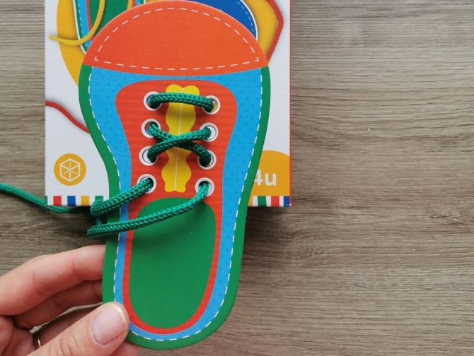 Zestaw do nauki wiązania butów Apli Kids