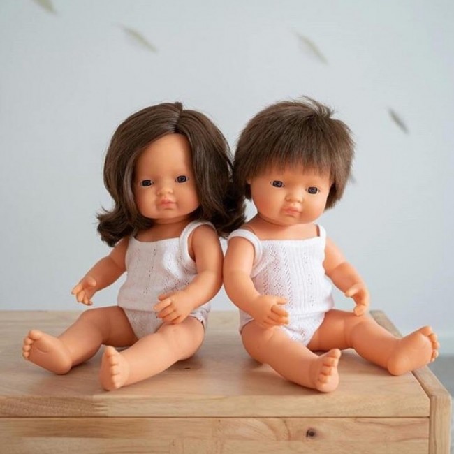 Lalka dziewczynka Miniland Doll - Europejka Brązowe włosy 38cm