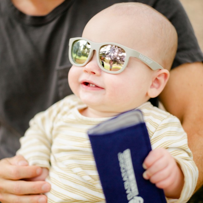 Okularki przeciwsłoneczne z polaryzacją Blue Series Babiators od 0 do 2 lat - The Hipster