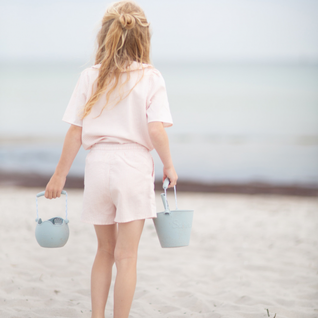 Składane wiaderko do wody i piasku Scrunch Bucket - Błękitny