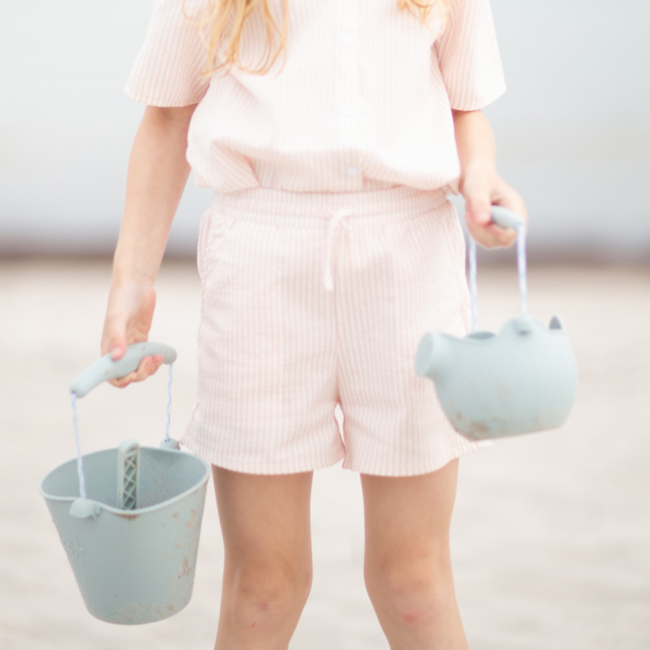 Składane wiaderko do wody i piasku Scrunch Bucket - Szałwiowy