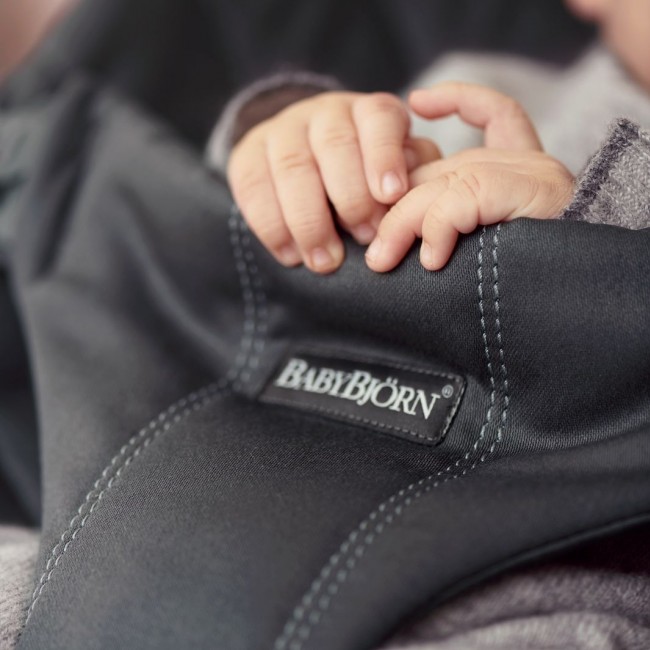 Leżaczek BABYBJORN BLISS WOVEN - Czarny