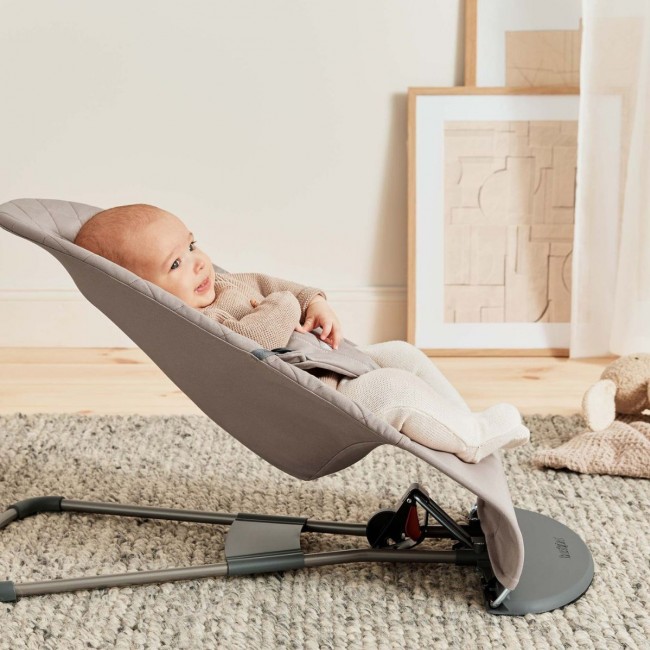 Leżaczek BABYBJORN BLISS WOVEN - Piaskowoszary